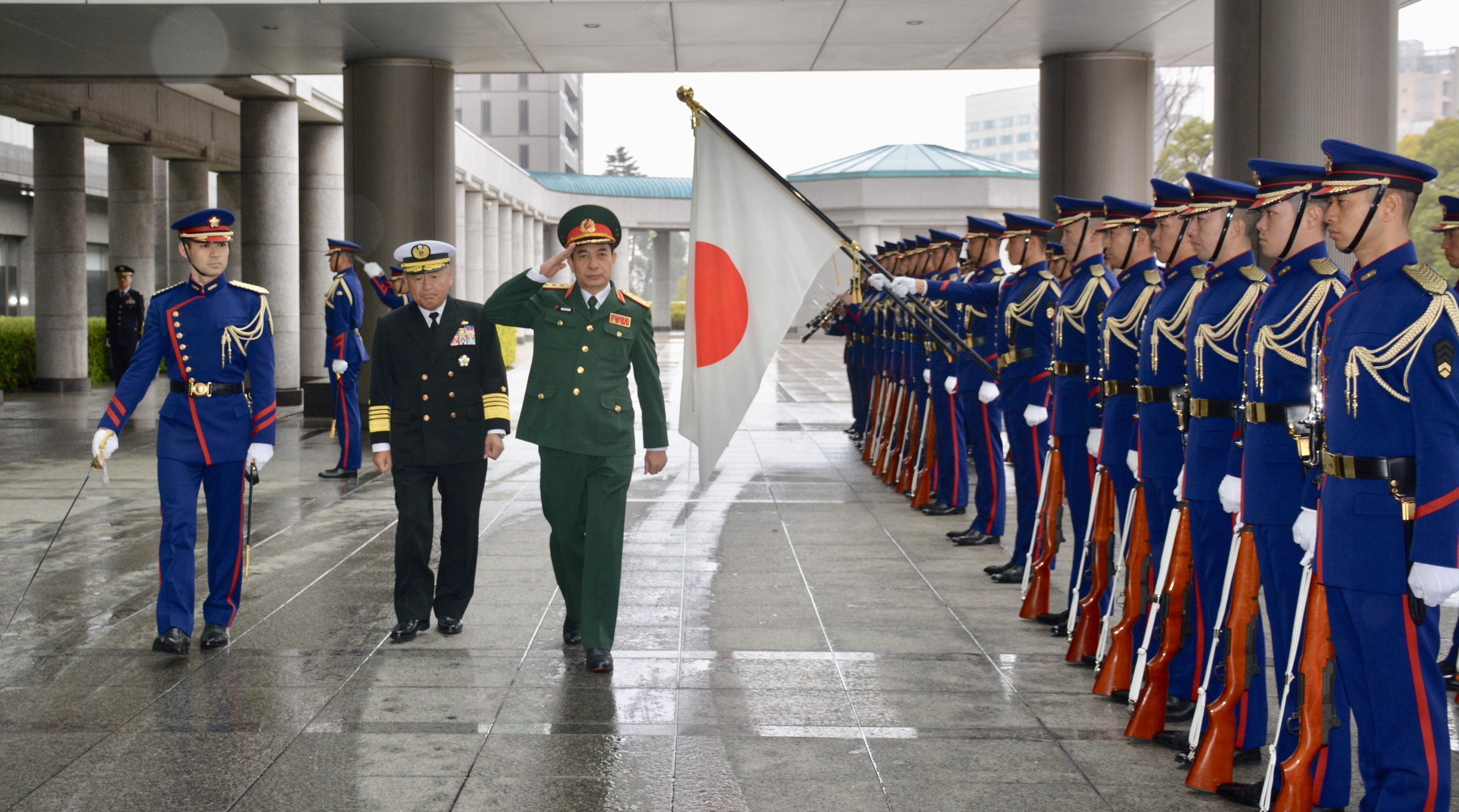 Chuyến thăm khẳng định sự coi trọng của Việt Nam trong hợp tác quốc phòng với Singapore và Nhật Bản